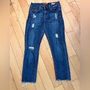 Women’s Cling Girl Distressed Mid Rise Skinny Jeans Size 5